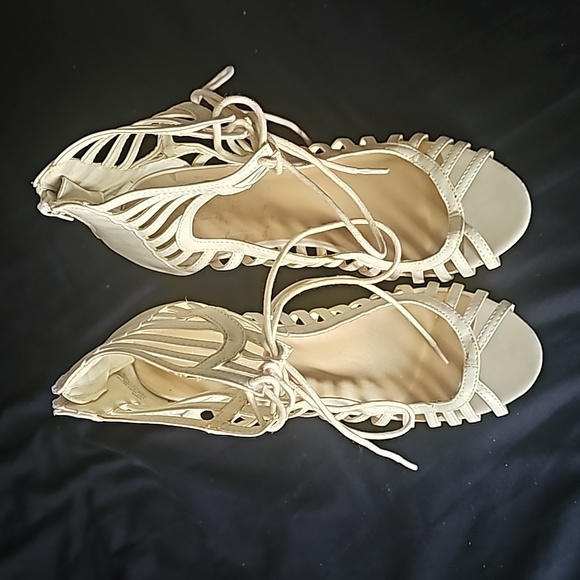 Very Sexy Heels 🔥 - Picture 3 of 6